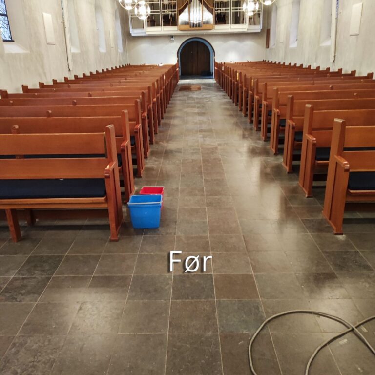 viumkirke_foer